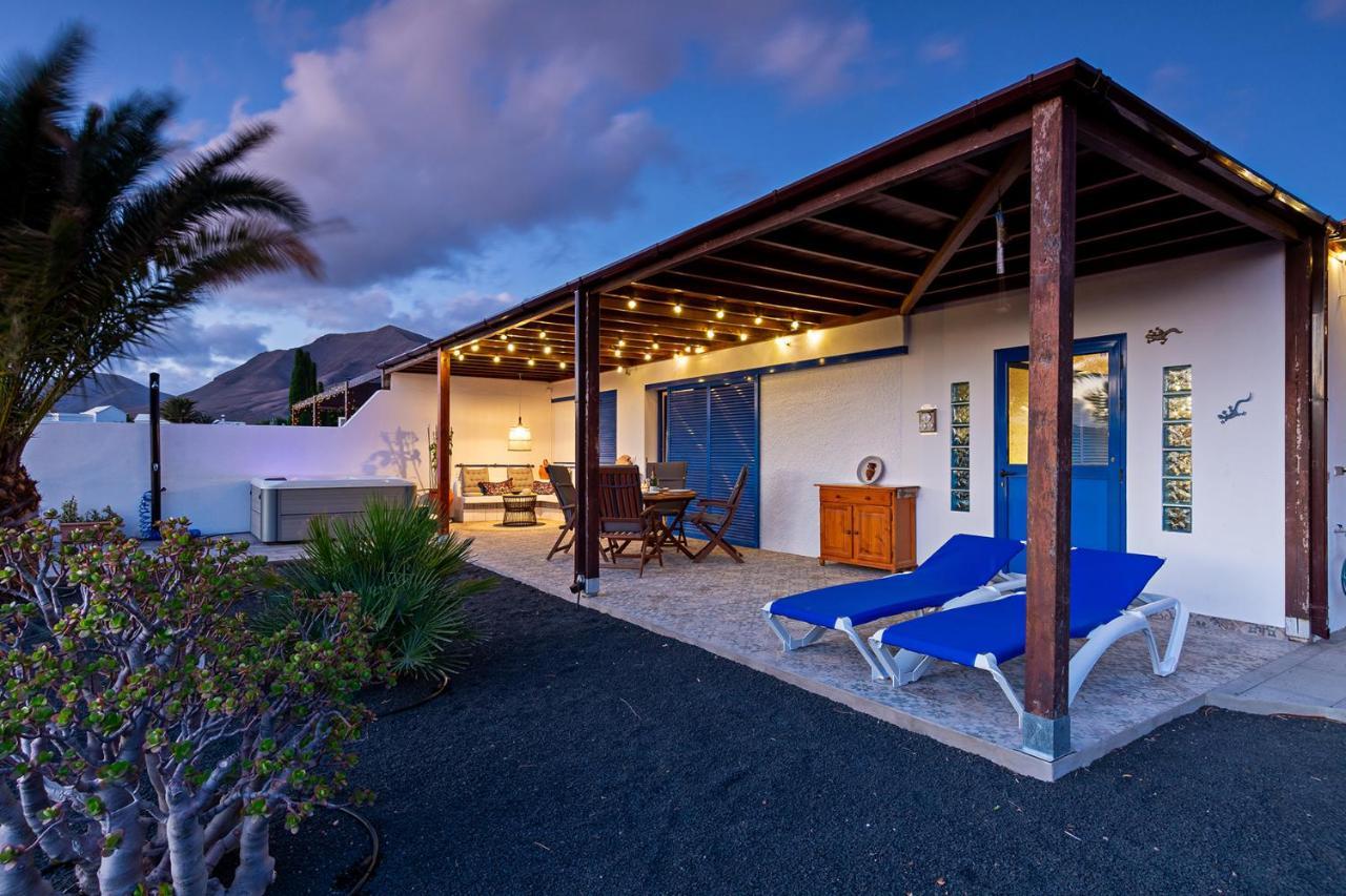 Villa Pilak Плая Бланка Екстериор снимка